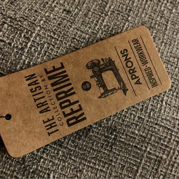 NEW Crown Royal Whiskey Black Denim Bartender Apron with Pockets - Picture 7 of 11